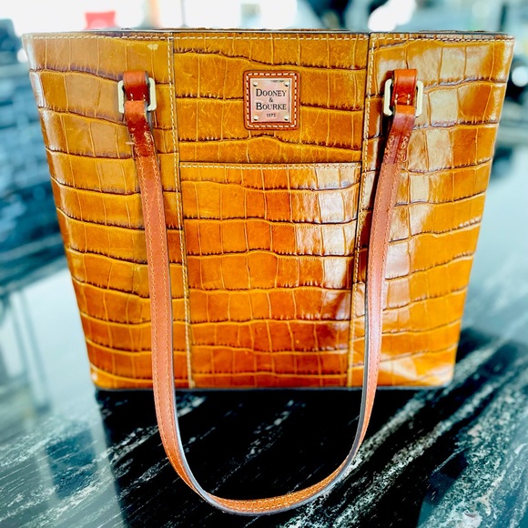 Handbags - Dooney and Bourke Small Lexington